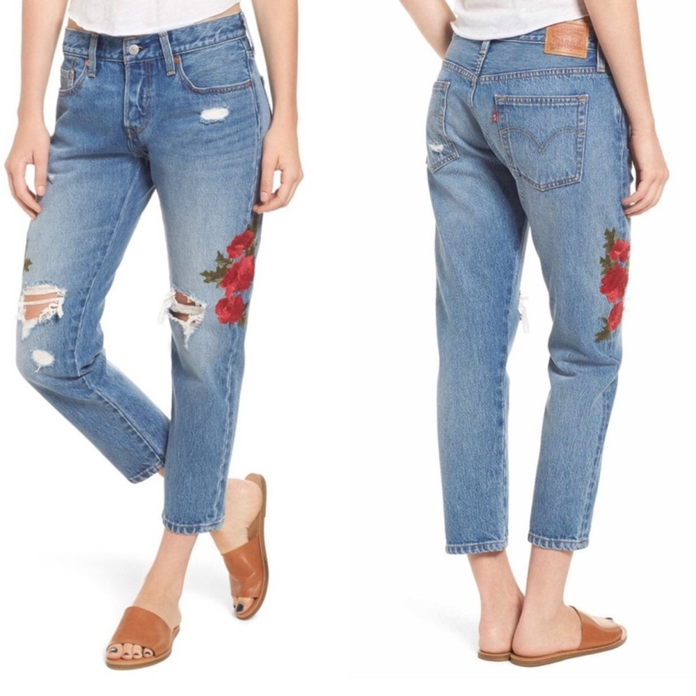 Levi’s 501 cropped & embroidered jeans size 28